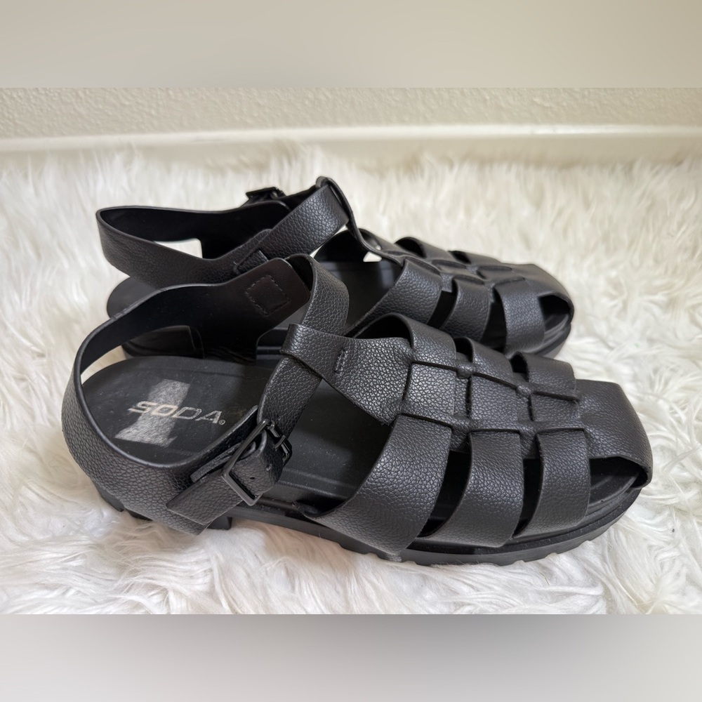 Soda Vicky Sandals